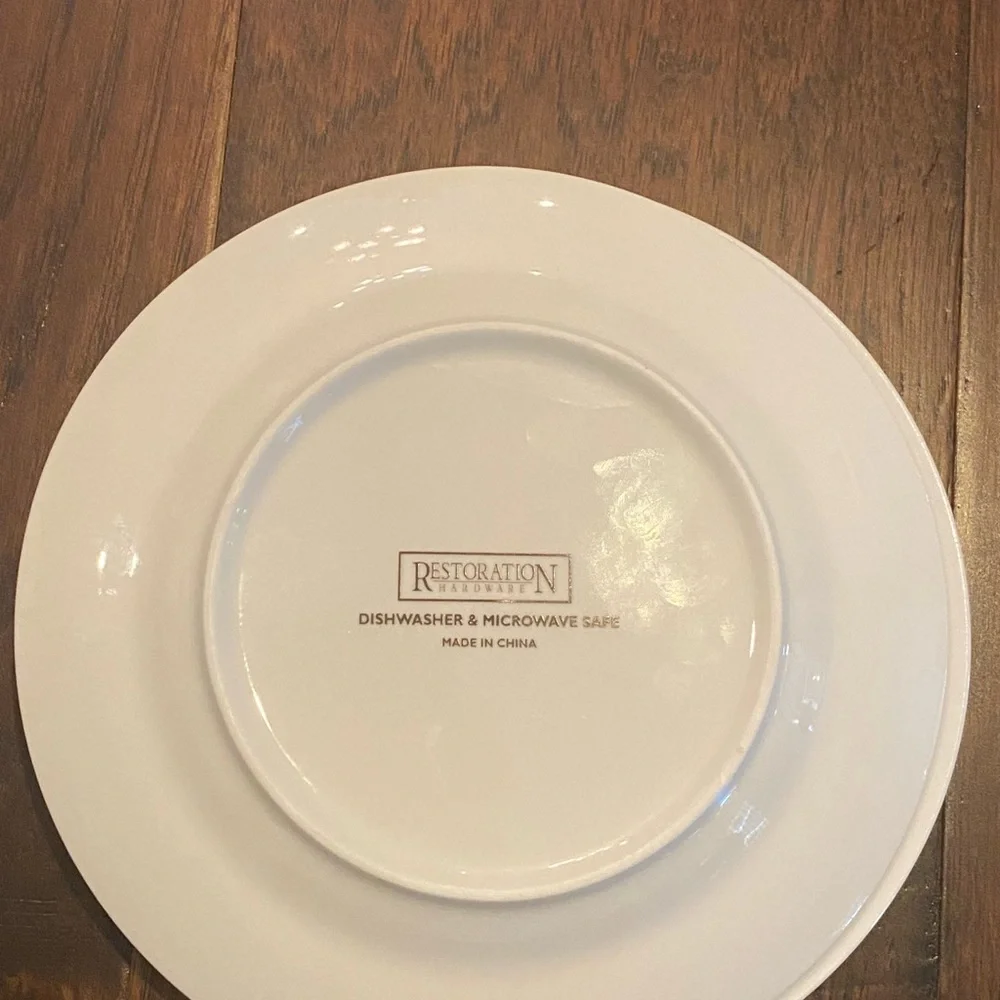 Restoration Hardware set of 4 cheese plates in Box